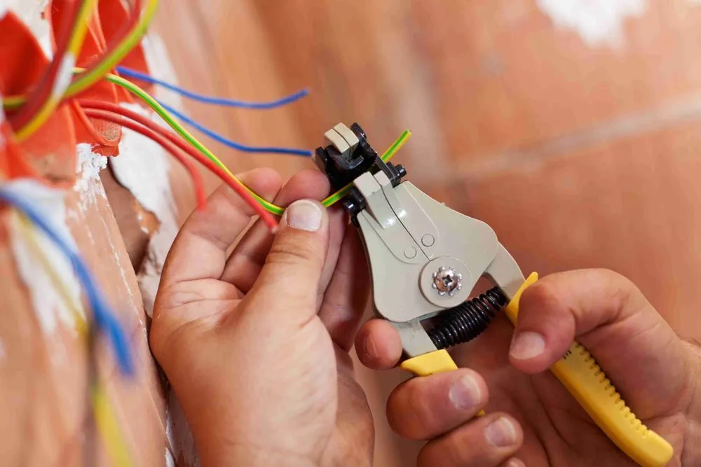 Professional emergency electrical service experts serving ,  - JP Electrical & Hvac
