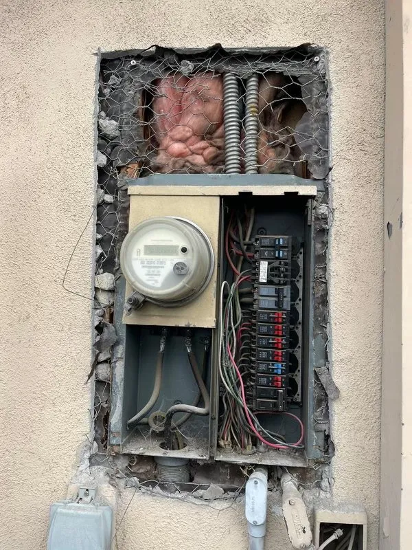 Emergency electrical repair in Pacoima, CA by JPower Connection