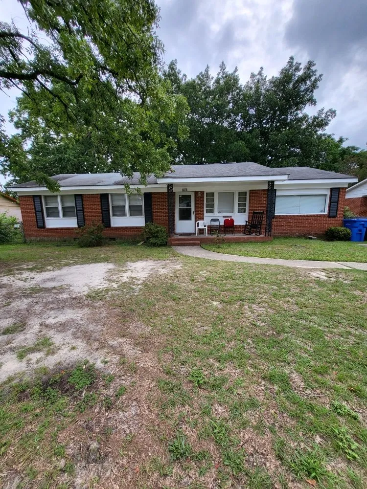 Reliable electrician providing wiring installation in , 