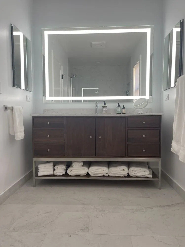 Slide of JR Electric - San Diego