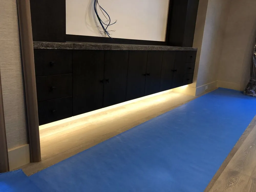 Slide of J&R Electric