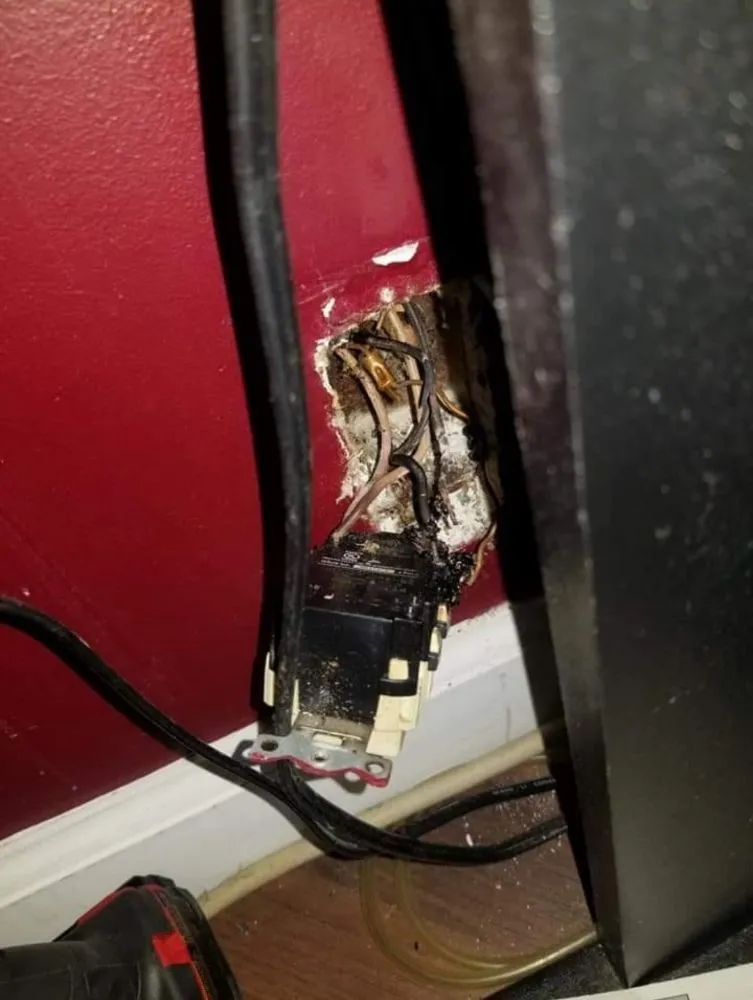 Slide of J&R Electric