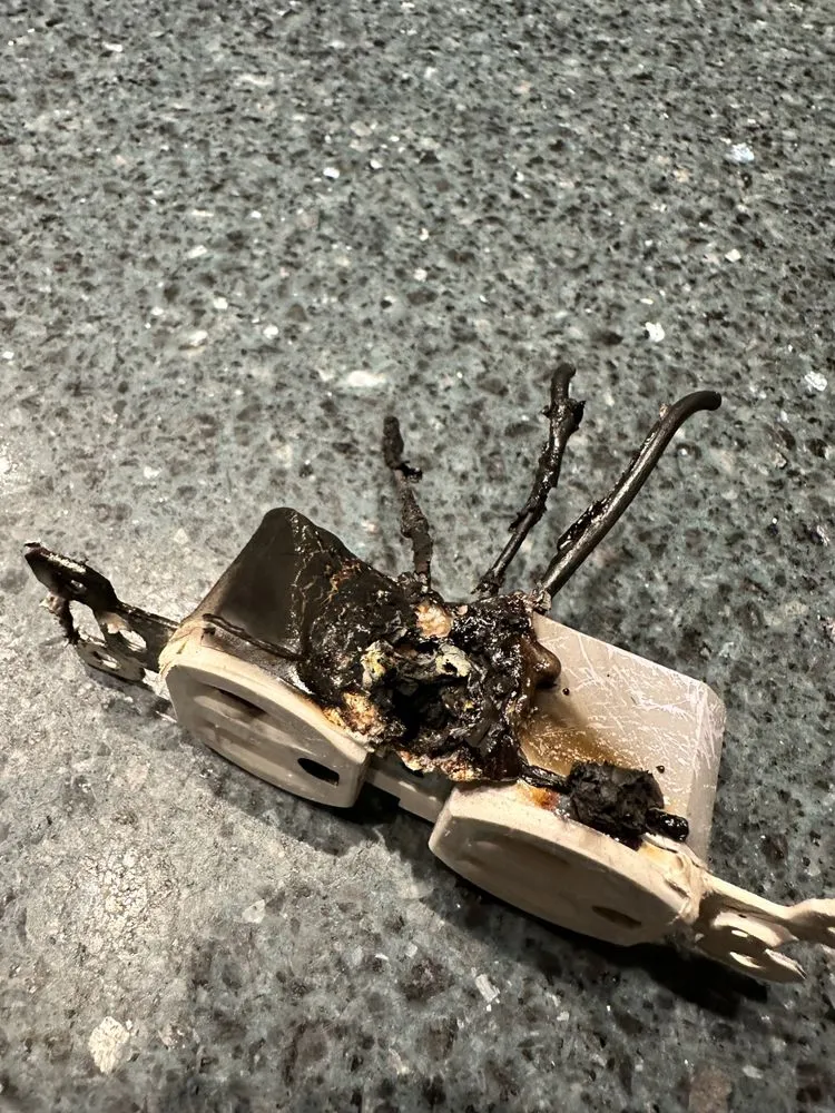 Certified electrical service for homes in emergency electrical service,  by 