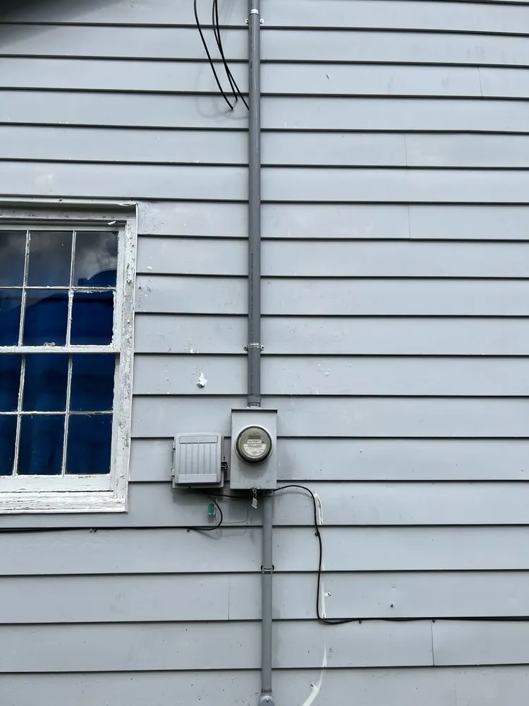 Slide of J&R Electricians