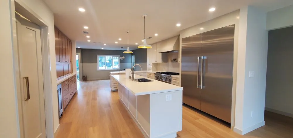 Slide of JR Finest Electric