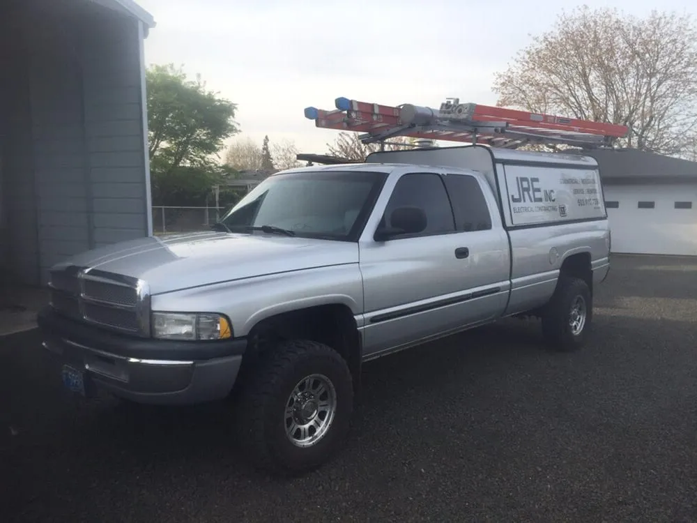 Slide of JRE Electrical Contracting