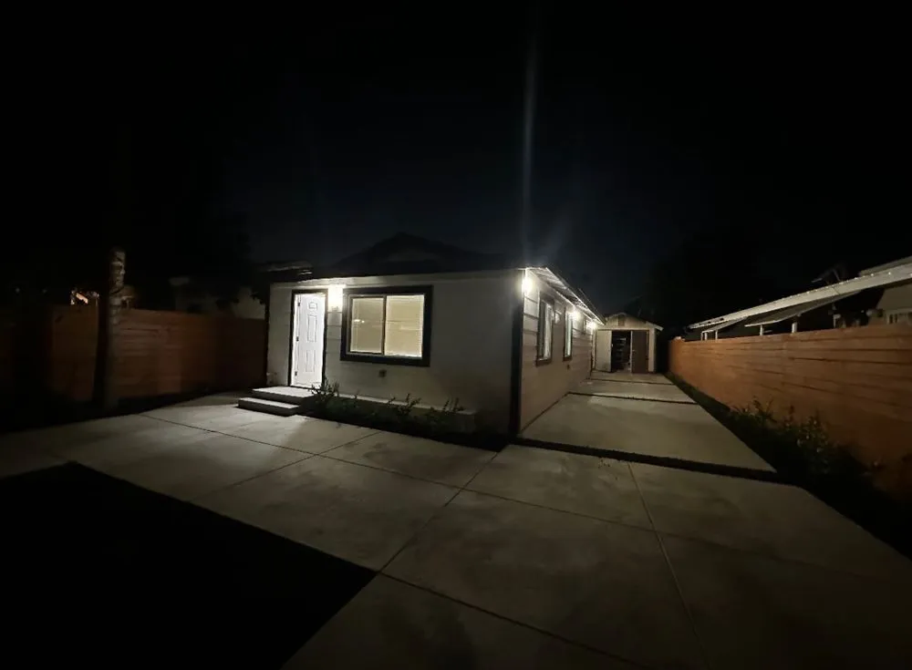 Slide of JRS Electric Solutions