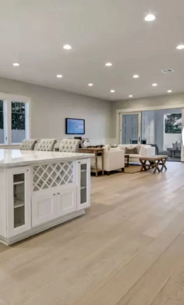 Slide of J's Electric