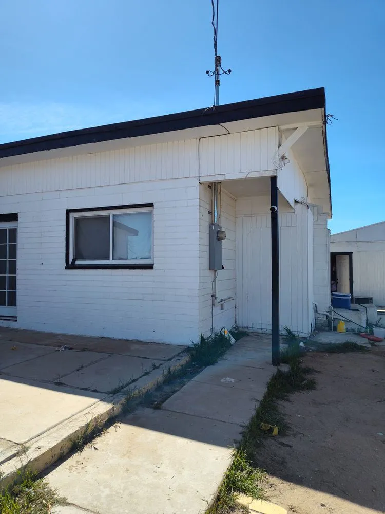 Slide of J's Electric