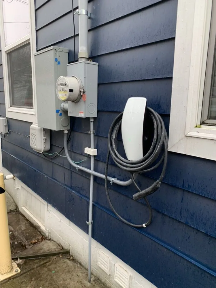 Slide of J&S Electrical Services