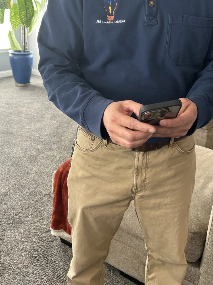 Slide of J&S Electrical Solutions