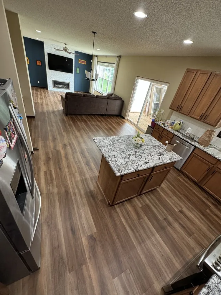 Slide of J’s Flooring