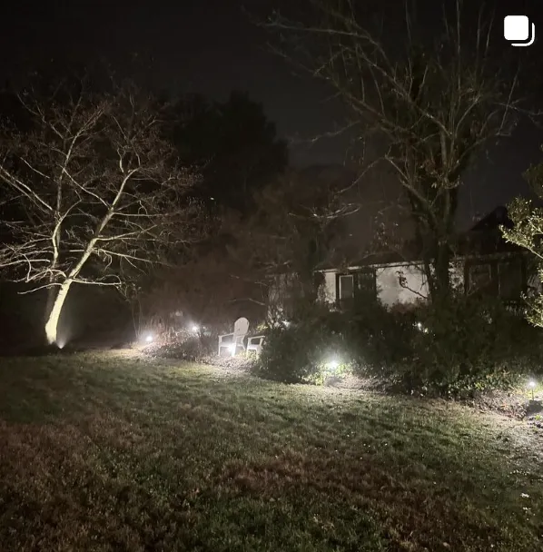 Slide of Js L I Electric