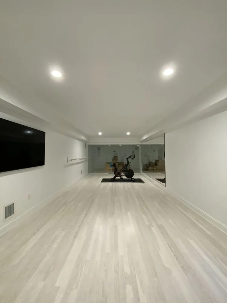 Slide of Js L I Electric