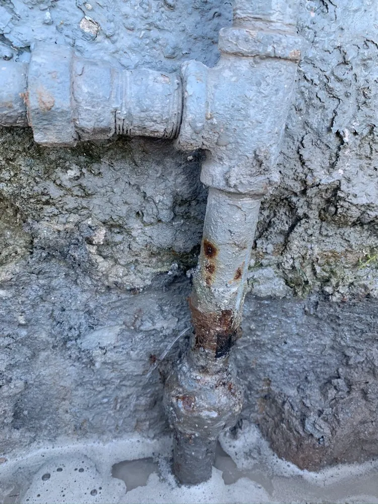 Slide of J&S Property Maintenance