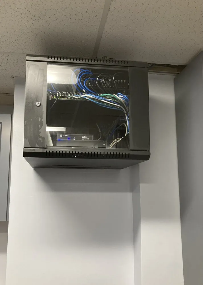 Licensed circuit breaker repair experts serving ,  - JS-SmartHome