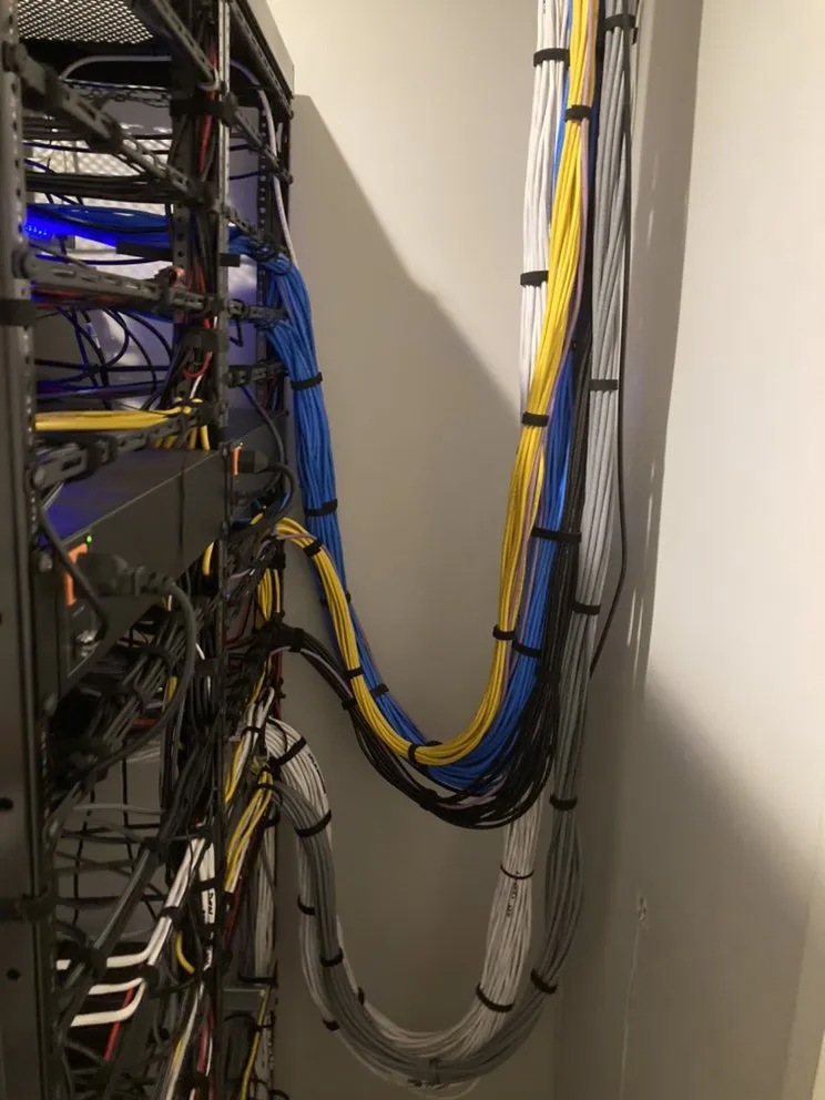 Emergency electrical repair in ,  by JS-SmartHome