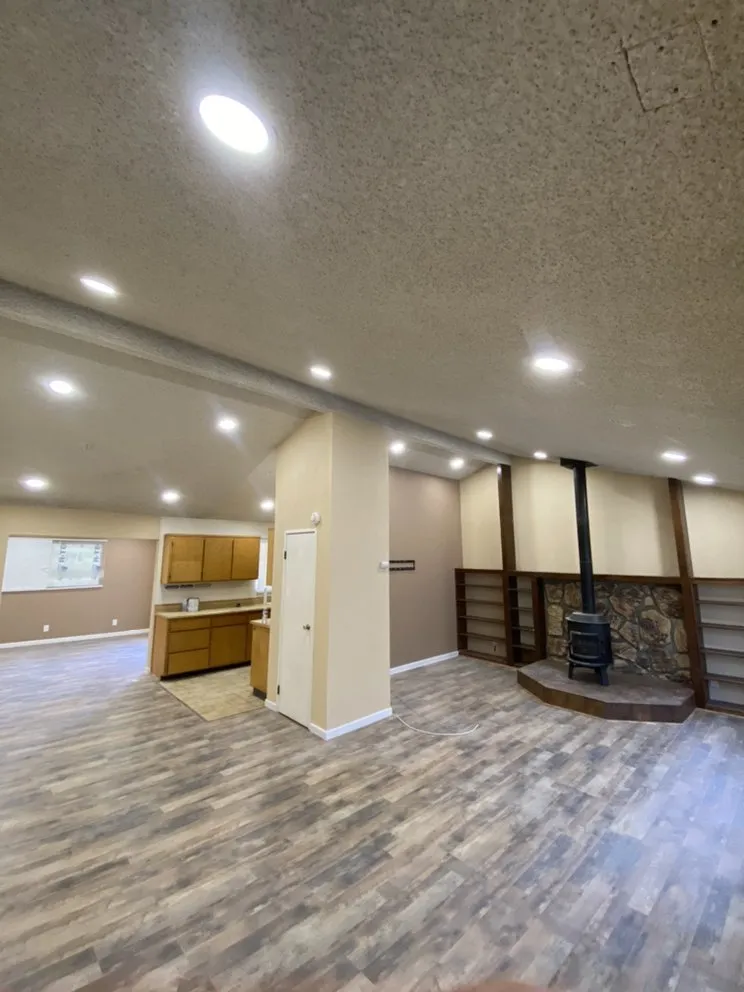 Slide of JTS Electrical