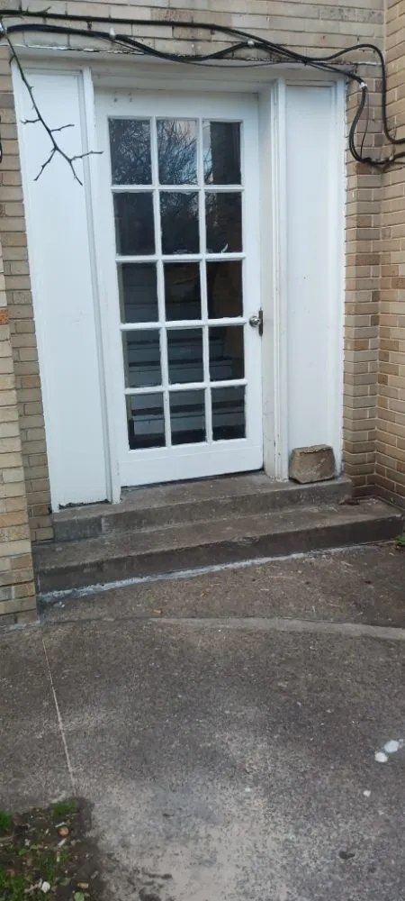 Slide of JT's Handyman