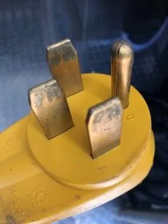 Slide of Juan Gabriel Electrical