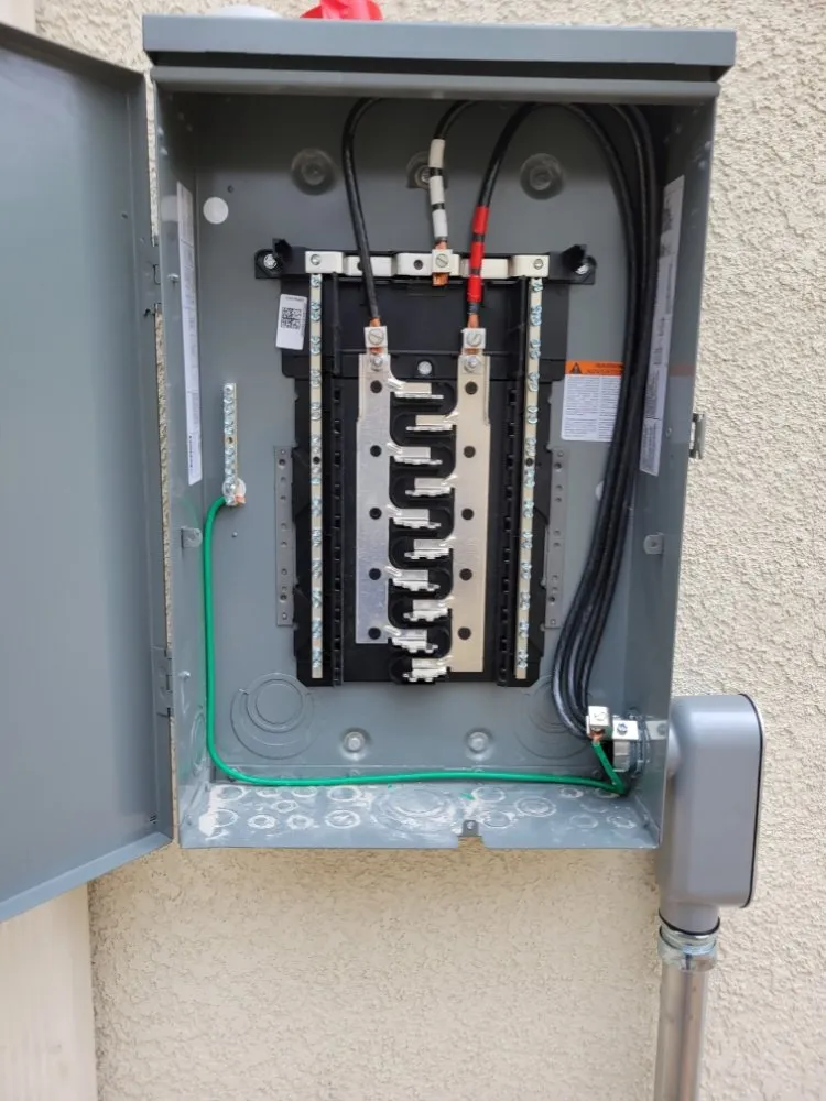 Slide of Juan’s Electric And Handyman