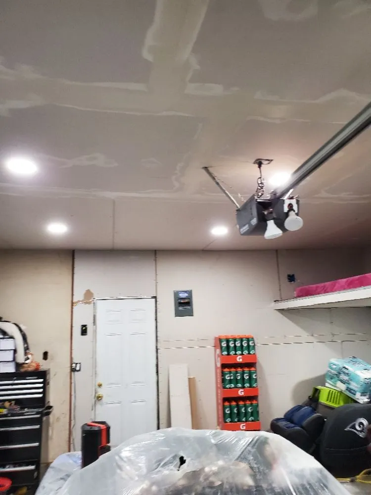 Slide of Juan’s Electric And Handyman