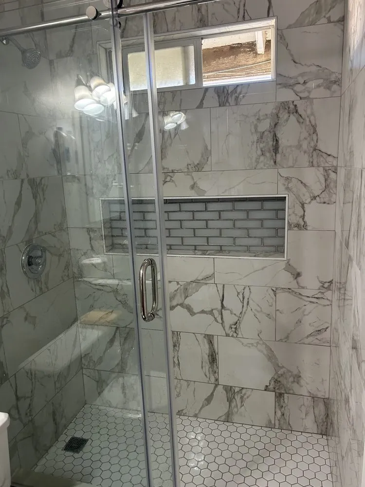 Professional lighting installation in , by Juaquin Cruz Handyman & Home Improvements