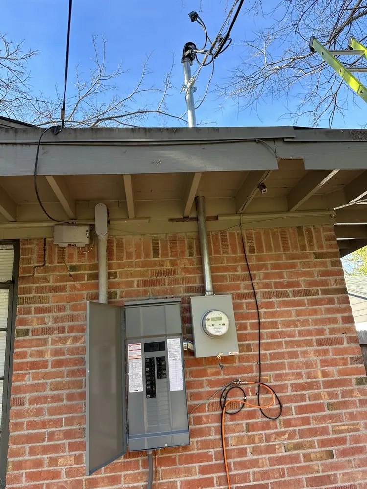 Slide of Juarez Electric Works