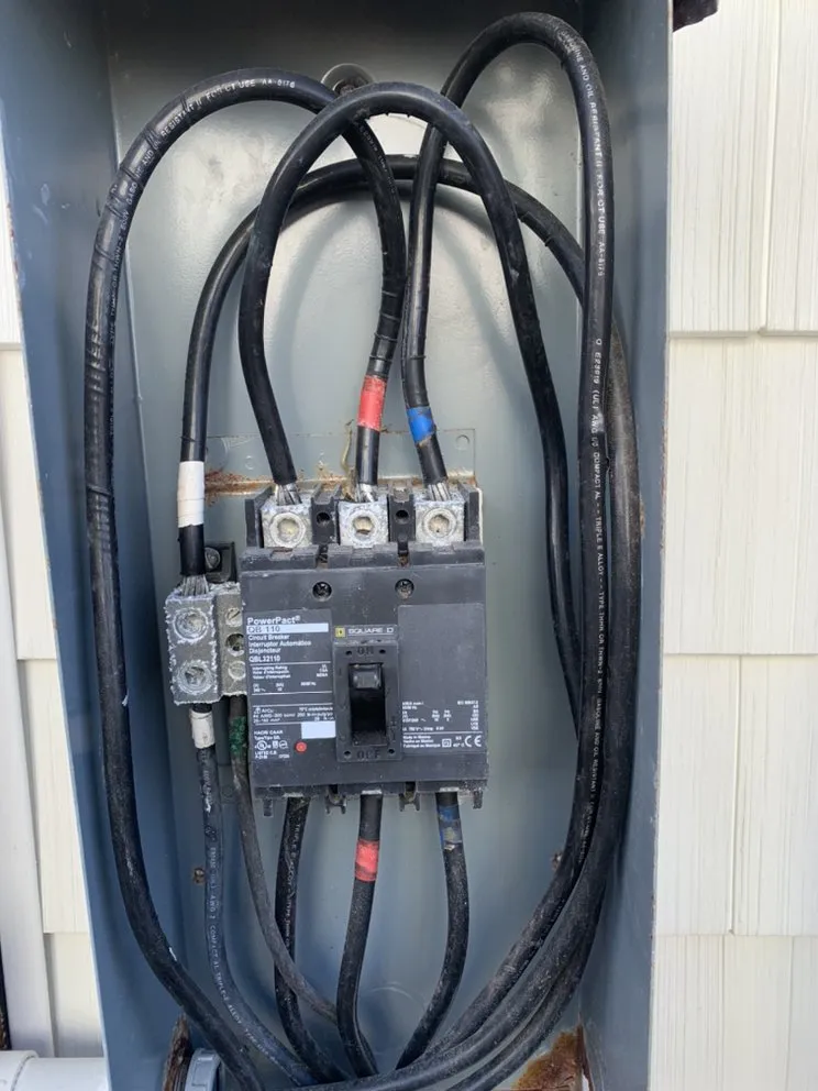 Slide of Judah Lindsay Electrical