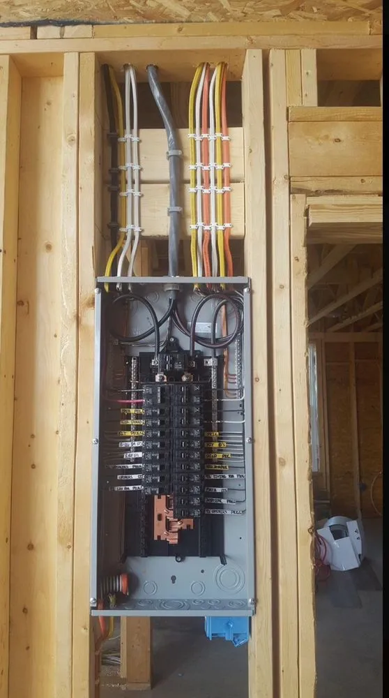 Certified electrician providing wiring installation in , 