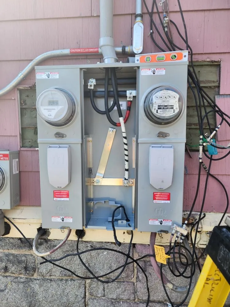 Reliable wiring installation service in ,  - Julio A Lopez Electrician