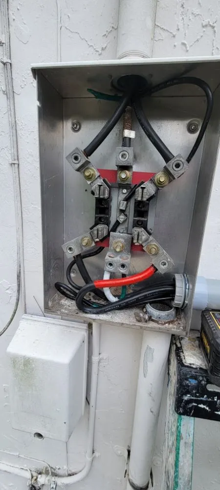 Slide of Julio Electrical