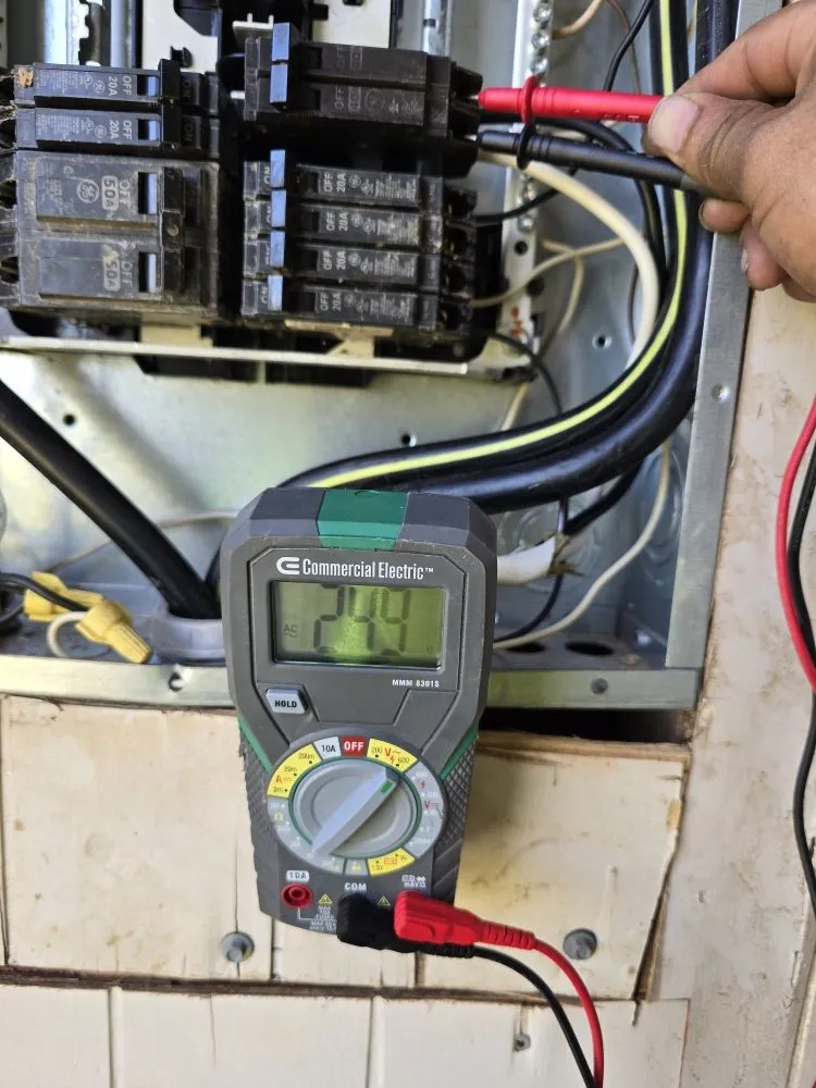 Slide of Julio Electrician Service