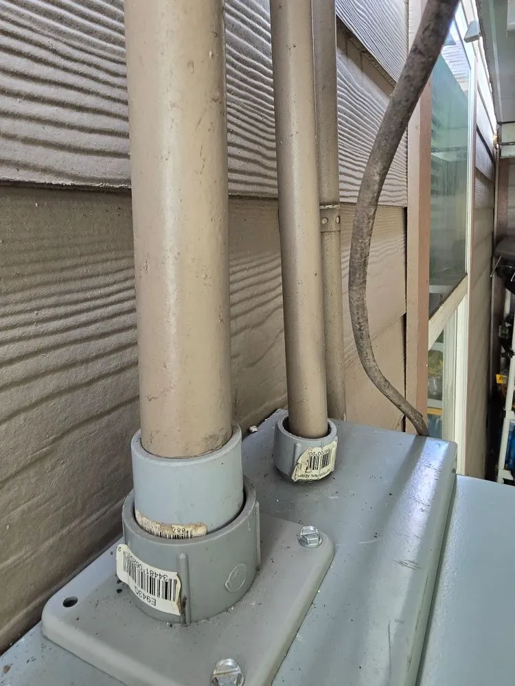 Slide of Julio Electrician Service