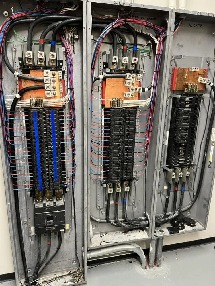 Slide of Jumir Global Service