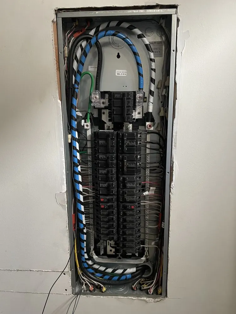 Slide of Junik Handyman Services