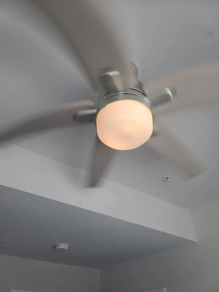 Slide of Juscardc Electric Services