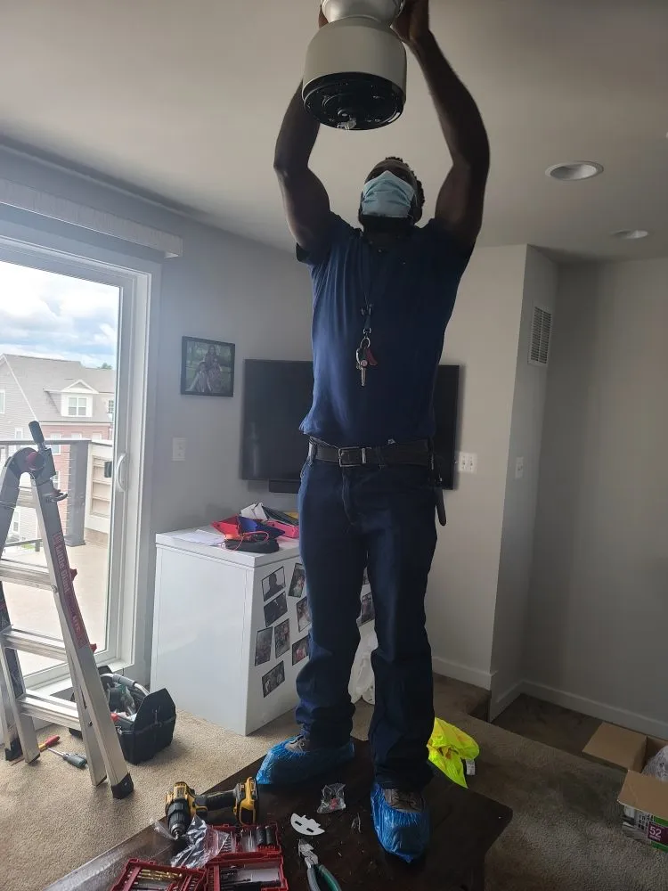 Slide of Juscardc Electric Services