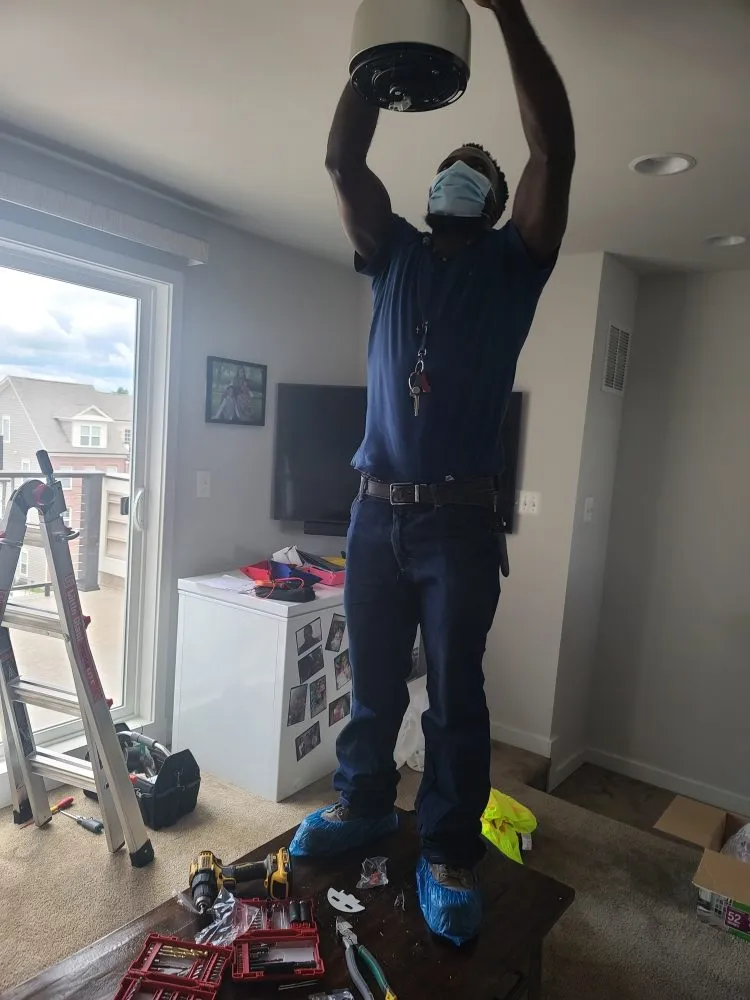 Slide of Juscardc Electric Services