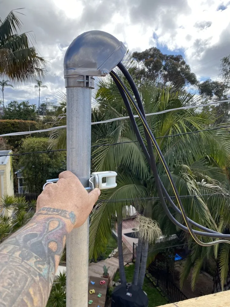 Expert electrician providing electrical repair in ,