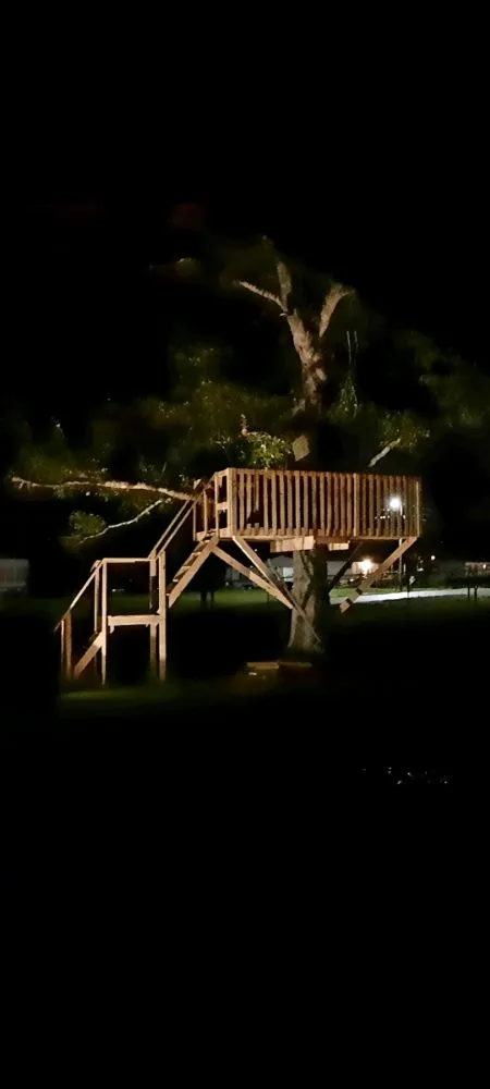 Slide of Justin Blackwell