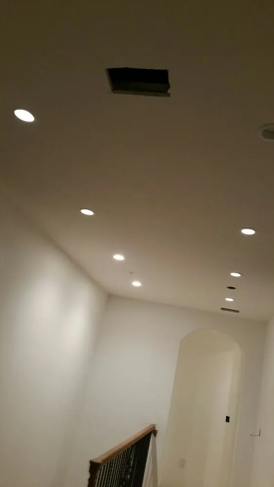 Licensed electrician providing wiring installation in , 