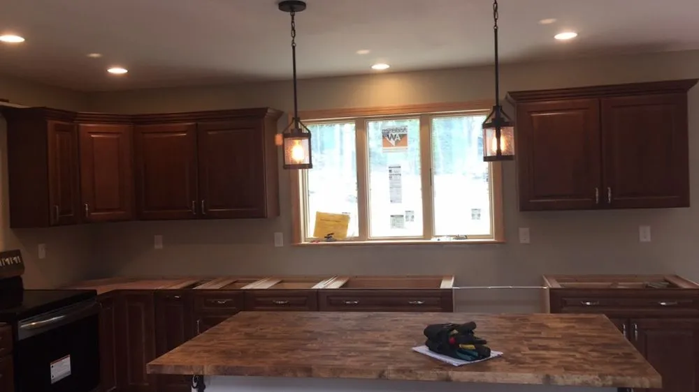 Slide of Justin Woodbury Electrician