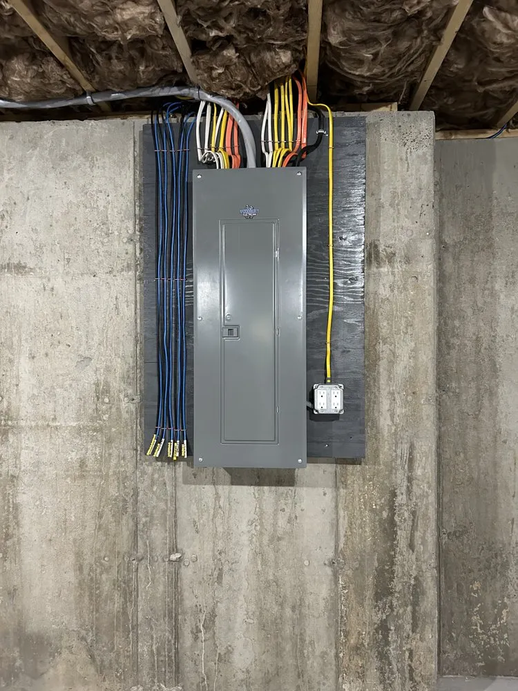 Slide of Justin Woodbury Electrician