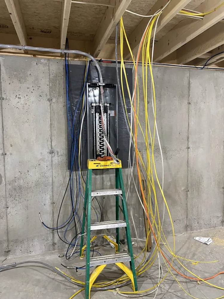 Slide of Justin Woodbury Electrician