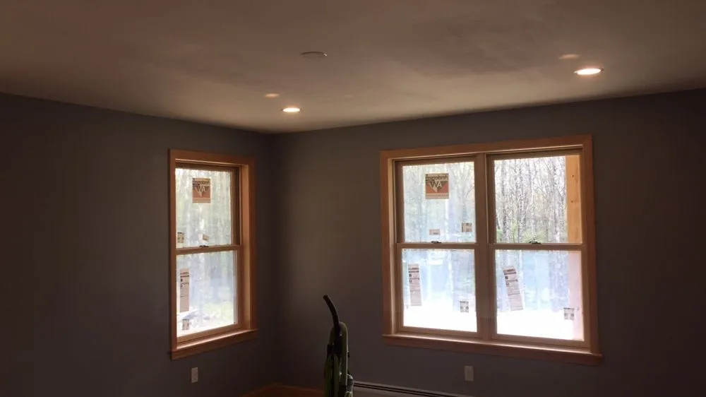 Slide of Justin Woodbury Electrician