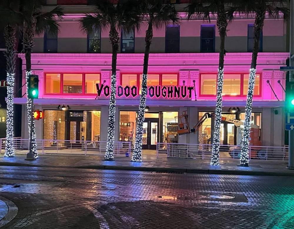 Licensed circuit breaker repair in , by JV Electric