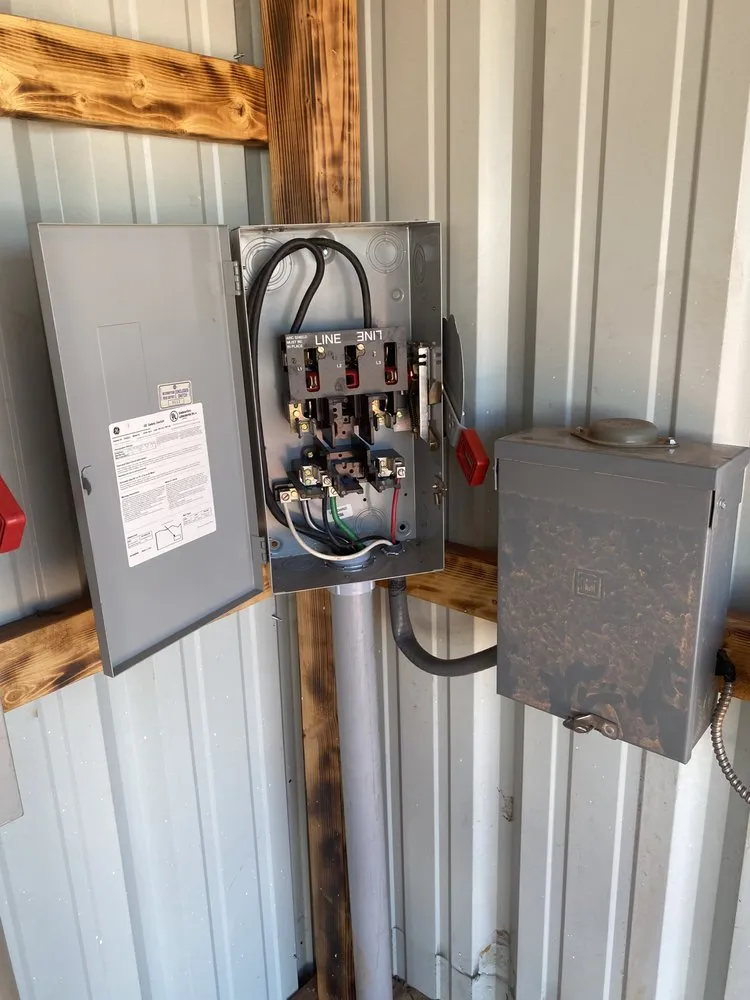 Slide of J&W Electric & Plumbing