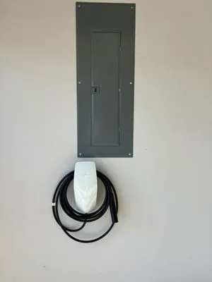 J&W Pro Services Logo