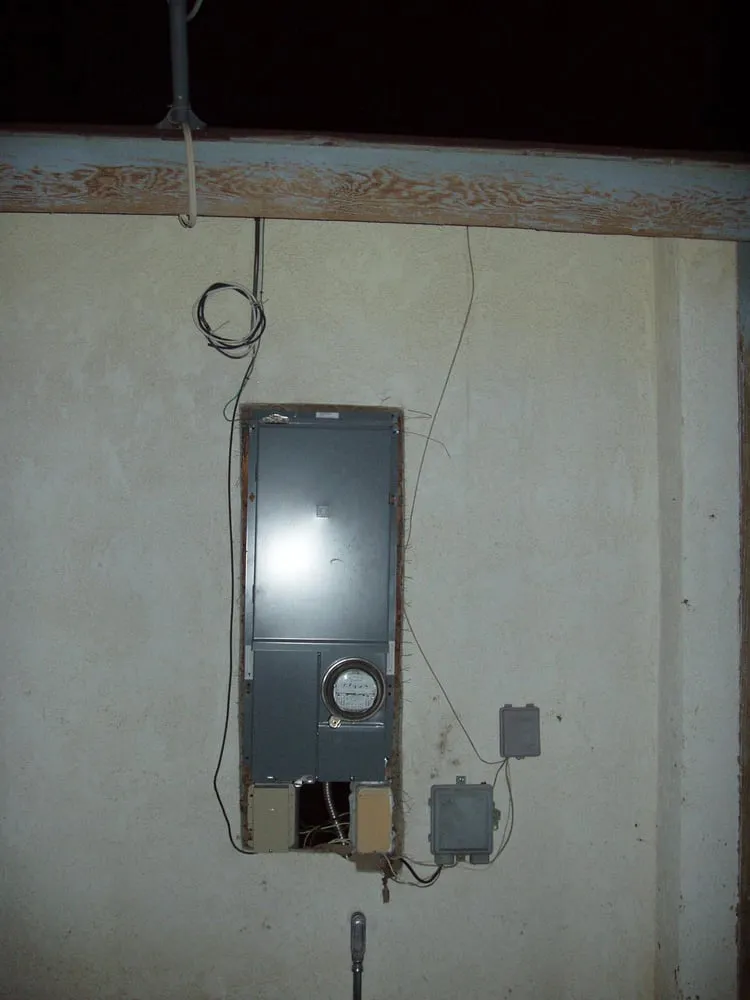 Slide of JWH Electrical Contracting